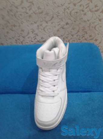 Продам спортивную обувь, фотография 1