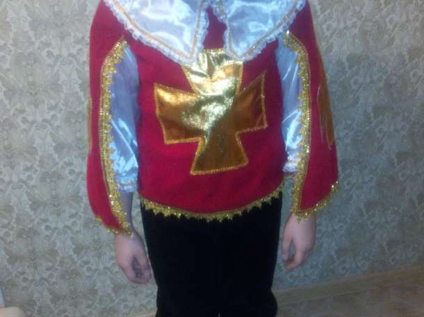 Продам новогодний костюм 