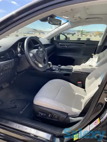 Lexus ES350 2018г., фотография 4