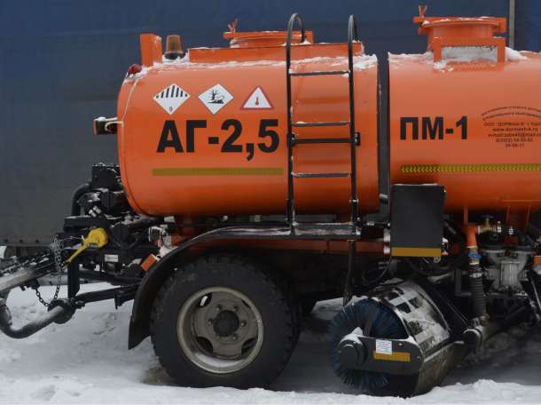 Автогудронатор АГ-2,5 с цистерной для дозаправки катков, фотография 4