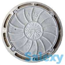 Люк  чугунный  легкого  типа, фотография 1