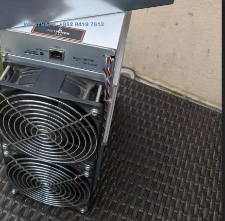 Antminer z15 420k Equihash ZEC Zcash ZEN miner z15 pro 840KSol s19 Xp, фотография 1