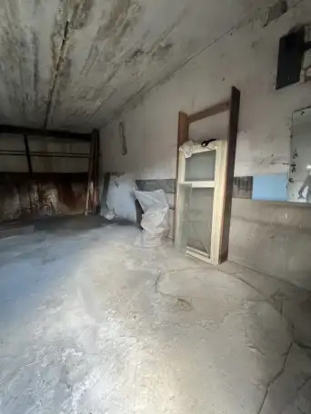 Гараж с новой кровлей !, Улица Кенжебек Кумисбеков, 3/2а, фотография 6