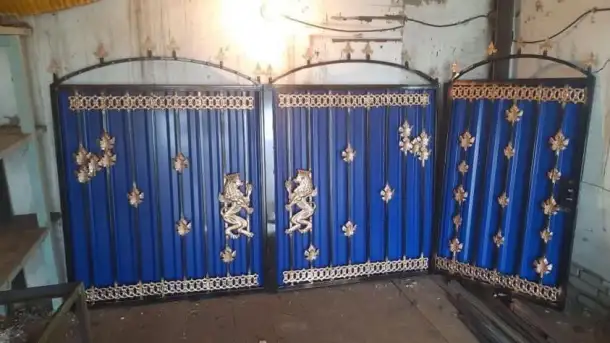 Ворота, заборы, ограждения металлические из профлиста, фотография 3