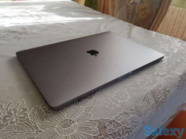 Apple MacBook Pro 15 2017 MPTT2LL/A, фотография 1