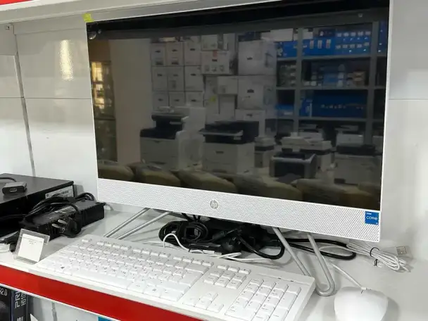 Моноблок HP ProOne 240 23.8 i5-1235u8gb ramssd 512 gb с гарантией, фотография 1