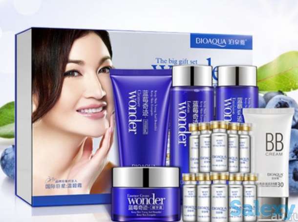 Набор Bioaqua по уходу за лицом с экстрактом черники и гиалуроновой кислотой, фотография 1