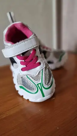 Продам кроссовки весна-лето, фотография 1