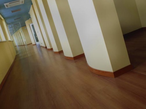 Укладка напольных покрытии, фотография 1