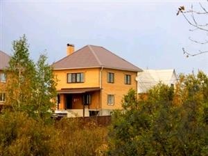 Молодой человек с дипломом юриста, фотография 7