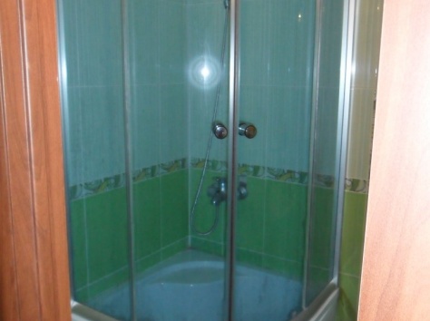 Продам 2 комнатную квартиру срочно срочно!!!, 187 улица, фотография 9