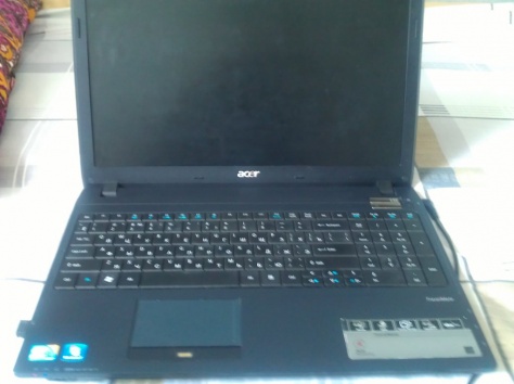 Acer TravelMate 8572T, фотография 3