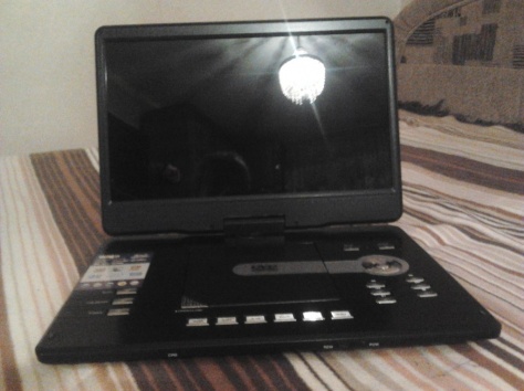 Продам портативный dvd-плеер , фотография 6