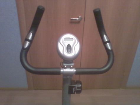 Продам велотренажер HouseFit, фотография 1