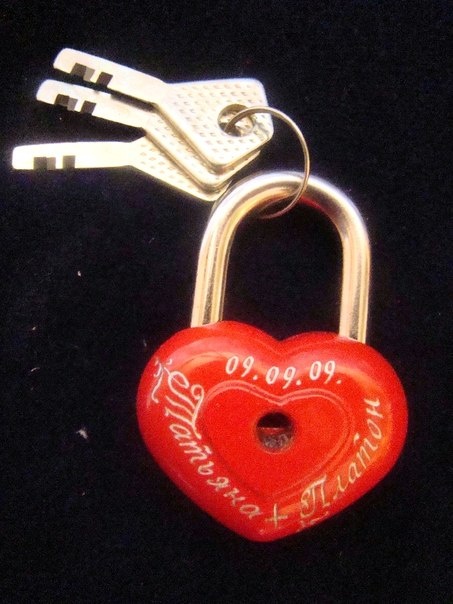 Замок для влюбленных (свадебные) в виде сердец, фотография 2