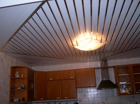 Подвесные алюминиевые потолки,террасная доска,искусственный газон, фотография 9