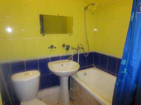 2 квартира по суткам, фотография 6