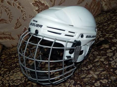 ПРодаю хоккейную маску,срочно ,торг!!!, фотография 1