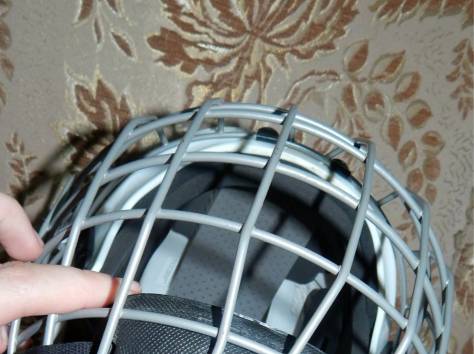 ПРодаю хоккейную маску,срочно ,торг!!!, фотография 2