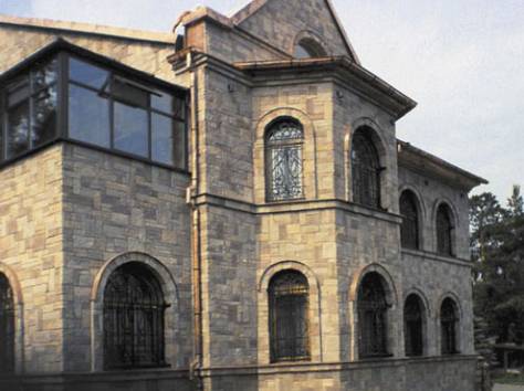 ТРОТУАРНЫЕ ПЛИТКИ, БРУСЧАТКА, ДЕКОРАТИВНЫЕ КАМНИ, БАЛЯСИНЫ, ПЕРИЛЫ, КОЛОННЫ, БОРДЮРЫ, фотография 2