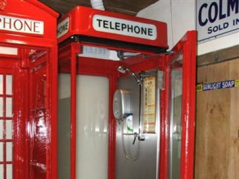 Красные телефонные будки из Англии, фотография 2