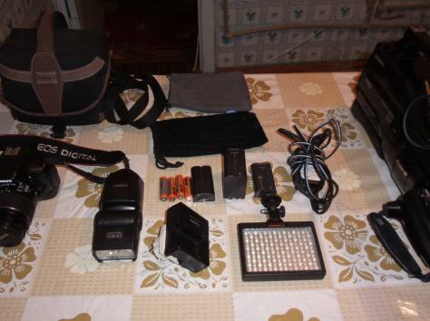 фотоаппарат с видеокамерой комплект Срочно, фотография 7