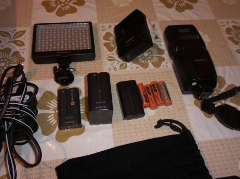 фотоаппарат с видеокамерой комплект Срочно, фотография 8