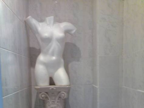 Продам без  посредников   2-х  комнатную  квартиру  в  центре  Алматы, фотография 1