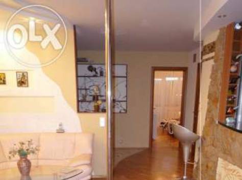 установка и изготовление профессиональных пилонов для танцев, фотография 2