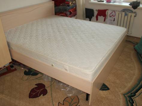 продаю срочно в связи с переездом кровать двуспальную , фотография 1