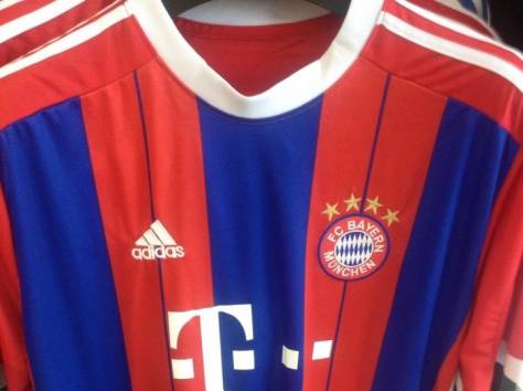 Продаю футбольную форму Бавария Мюнхен, фотография 1