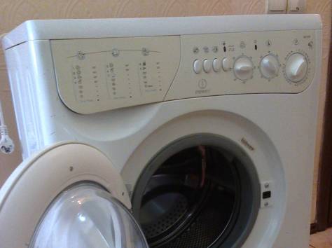 Продам стиральную машину Indesit, фотография 1