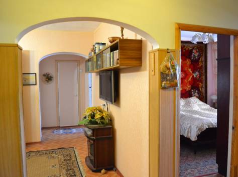 Продам 4-х комнатную квартиру на 3 этаже, 9 микр, фотография 8