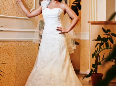 Свадебное платье, фотография 2