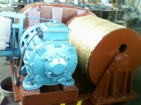 Лебедка маневровая электрическая ЛМ-140 с тросом, фотография 4