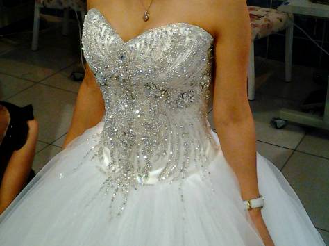 Продам красивое белоснежное платье, фотография 2