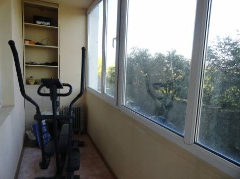 продам полуторку, сатпаева 18, фотография 1