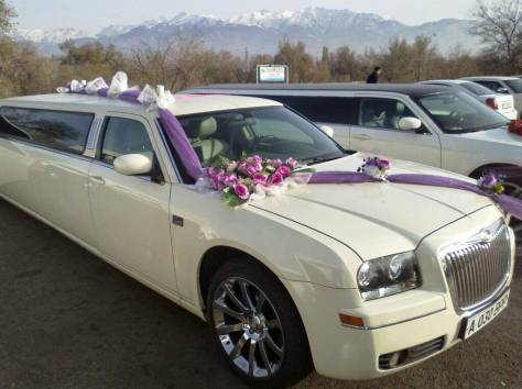 Лимузины, свадебный кортеж, фотография 1