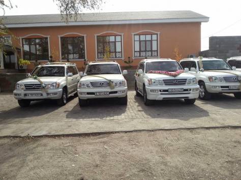 Лимузины, свадебный кортеж, фотография 8