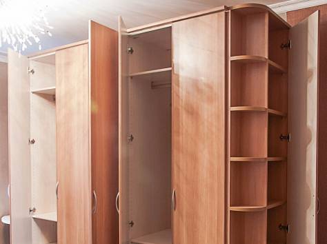 Продаем отличный вместительный шкаф, фотография 2