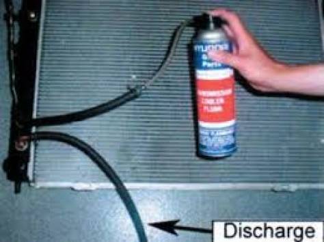 Промывка радиатора АКПП, фотография 1