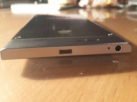 продам или обменяю lenovo k900 на iPhone 5 32 гига  , фотография 1
