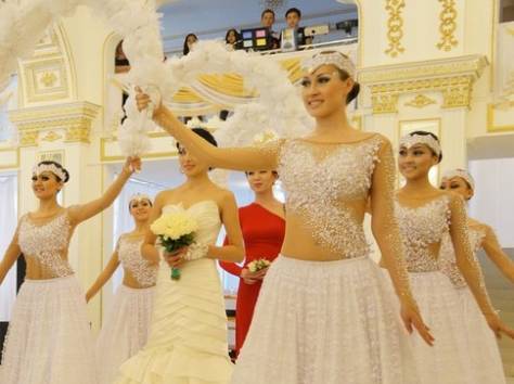 Европейский Вывод Невесты от Кабаре-шоу VIVA, фотография 2