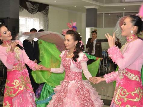 Вывод невесты с цветком в Астане, фотография 3