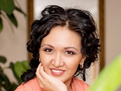 Ведущая в Астане Жанна Аубакирова, фотография 3