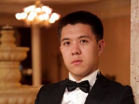 Ведущий Шоумен Айдар Курумбаев на новогодние корпоративы в Астане, фотография 4