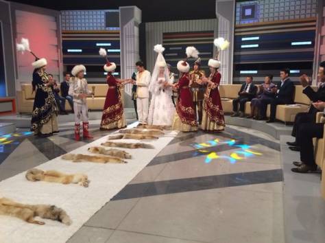 Театрализованный вывод невесты на кыз узату (проводы), фотография 8