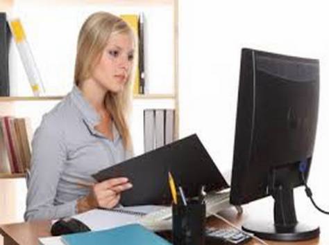 Офисный сотрудник, фотография 1