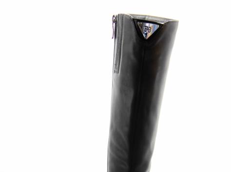 Стильная зимняя женская обувь, фотография 4