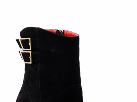 Качественная обувь, фотография 1